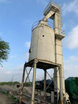 40 Ton Silo and Barber Green Bucket Elevator (2 of 4)