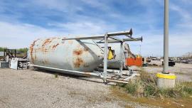 REDUCED PRICE - Stationary 300bbl Dust Silo (W/Load Cell Base) (1 of 8)