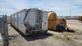 10,000 Gallon Self Contained Fuel Tank (3 of 5)