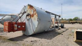 REDUCED PRICE - Stationary Lime Silo (3 of 4)