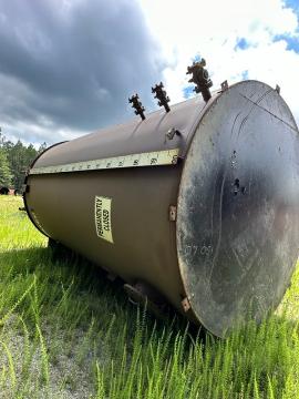 Stationary SINGLE WALLED 13,000 Gallon Vertical Fuel Tank (2 of 4)