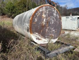 6,000 Gallon Fuel Tank (3 of 10)