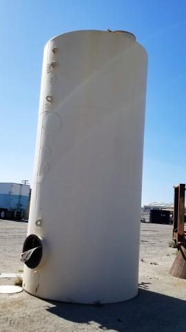 Stationary 8,000 Gallon Vertical Fuel Tank (2 of 2)
